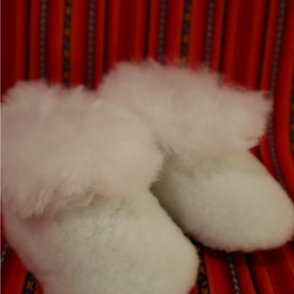 Original Alpaca Fur/Skin Slipper Pantufla for Baby Size 8 Sole Size‎ 4.75